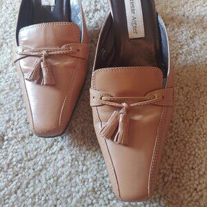 Etienne Ainger Leather Patrician Slip on Heels Tan Size 8M